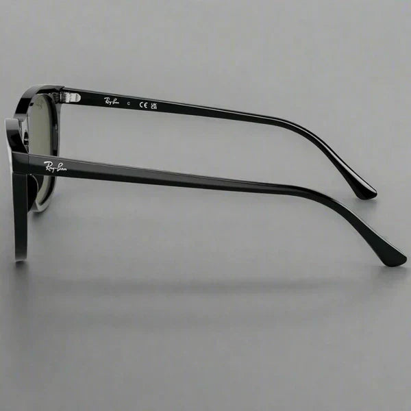 Ray-Ban RB2210 901/31 – Black Green