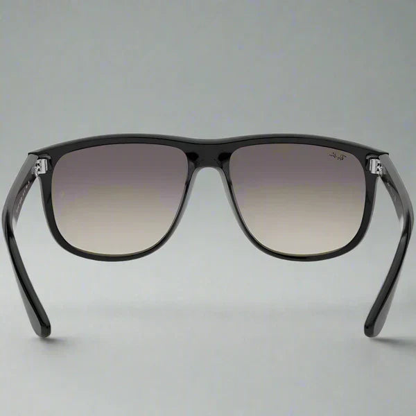 Ray-Ban Boyfriend RB4147 601/32 – Black Green Gradient